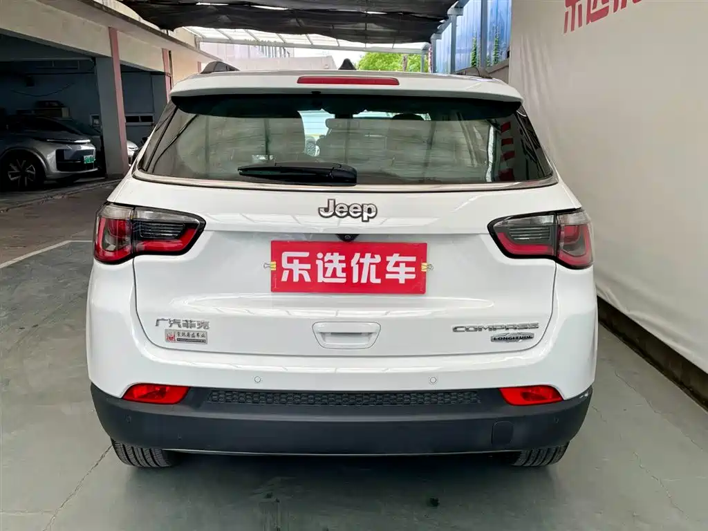 Jeep Compass 2017 — фото 4