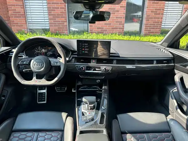 Audi RS 4 2024