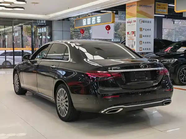 Mercedes-Benz E-Class 2023