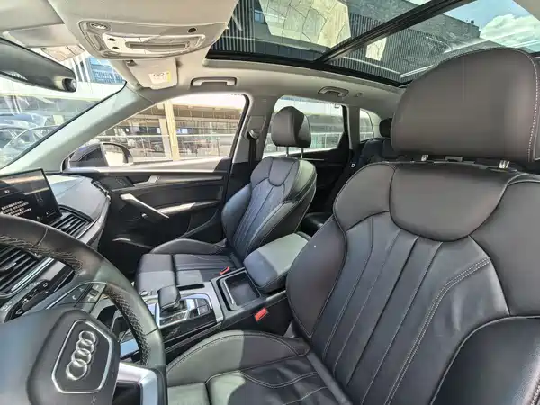 Audi Q5L 2022