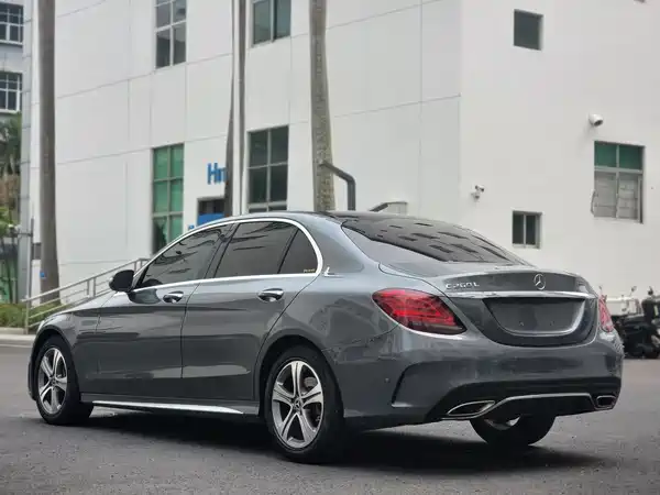 Mercedes-Benz C-Class 2020