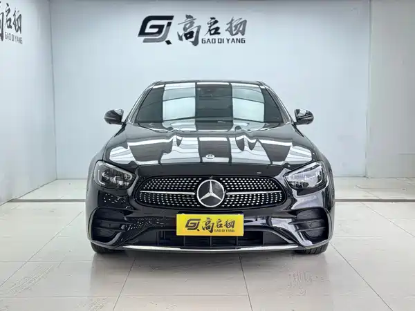 Mercedes-Benz E-Class 2022