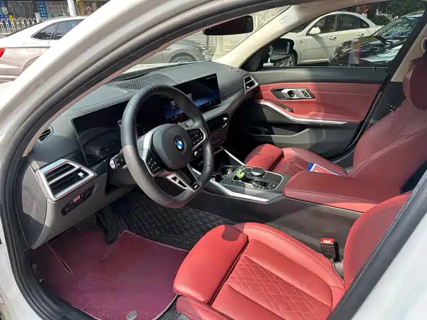 BMW 3 Series 2025