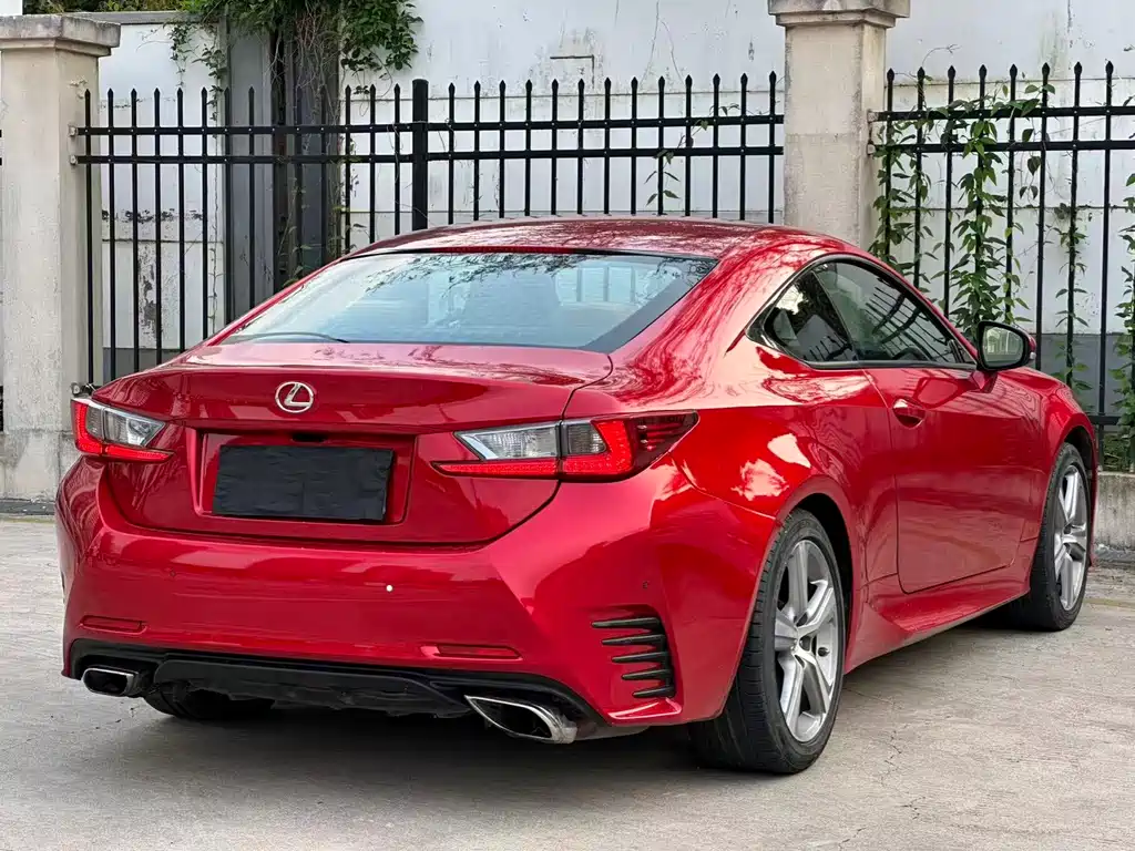 Lexus RC 2016 — фото 9