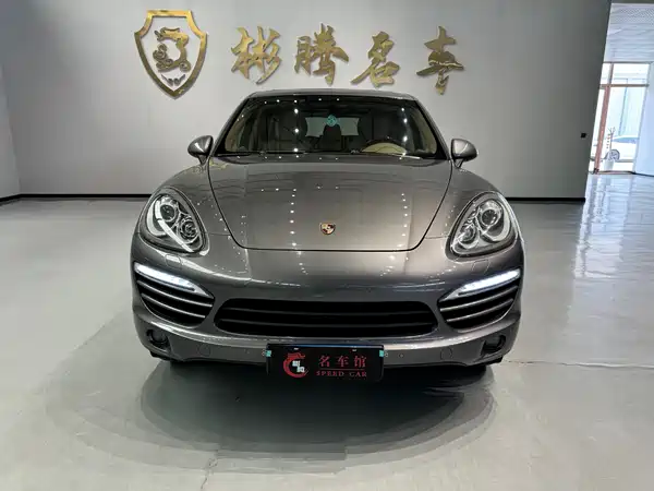 Porsche Cayenne 2011