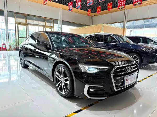 Audi A6L 2022