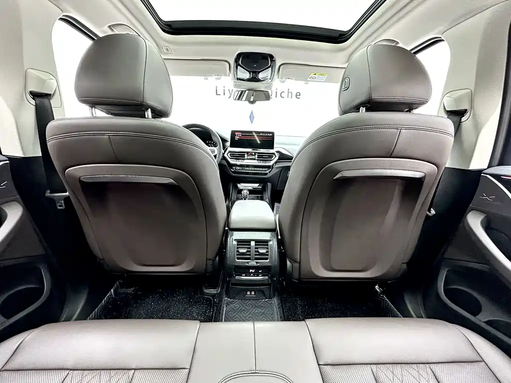 BMW X3 2022 — фото 12