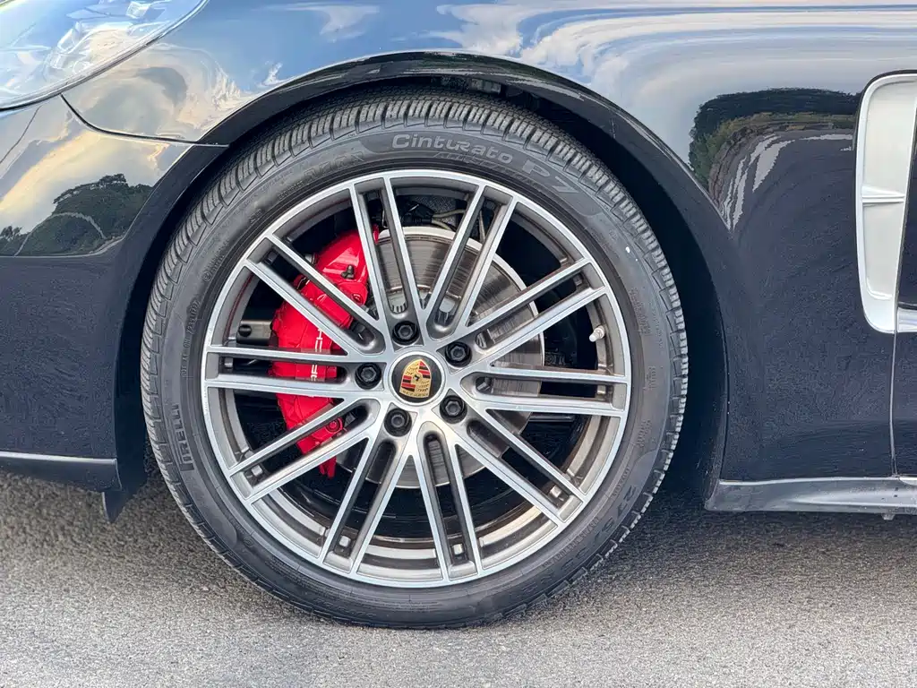 Porsche Panamera 2022 — фото 25