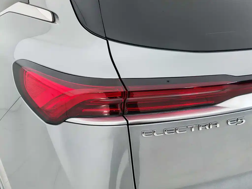 Buick E5 2025 — фото 17
