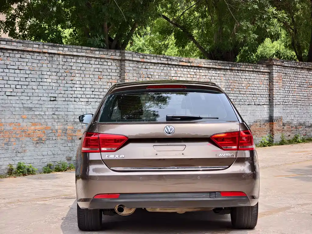 Volkswagen Gran Lavida 2014