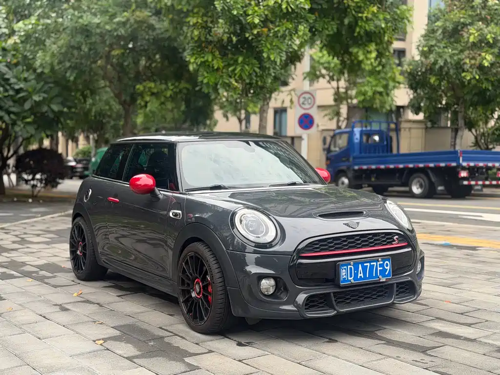 MINI MINI 2017