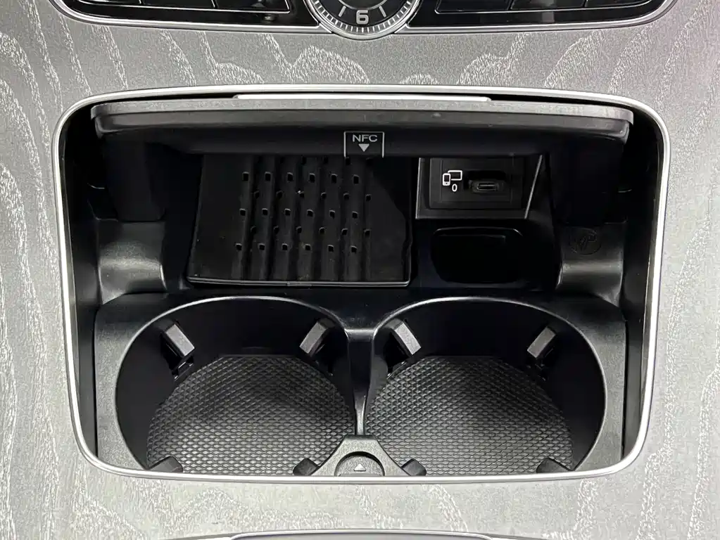 Mercedes-Benz CLS 2019 — фото 27