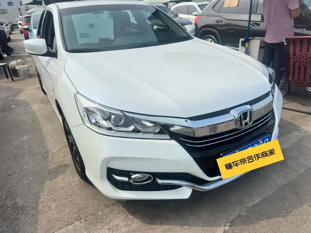 Honda Accord 2017 — фото 3