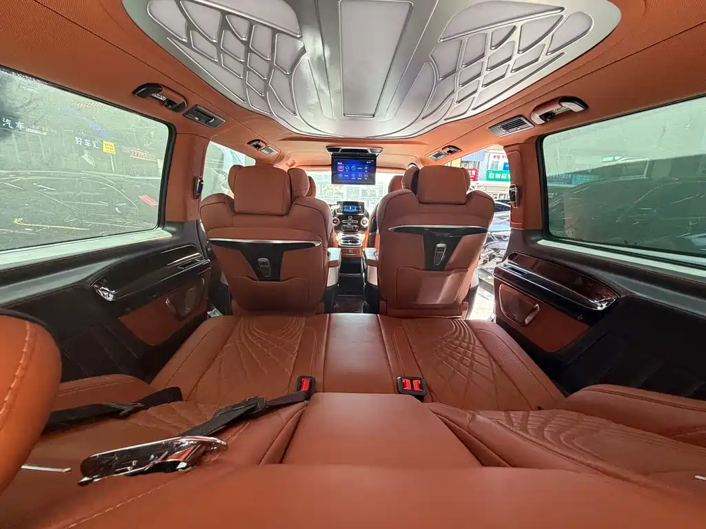 Mercedes-Benz Vito 2022 — фото 15