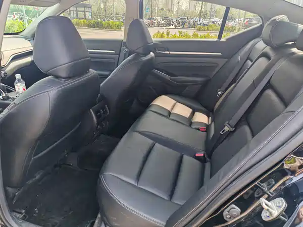 Nissan Teana 2021