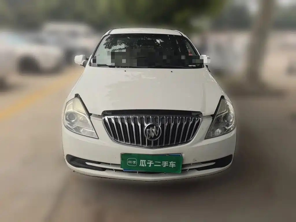 Buick Excelle 2015 — фото 2
