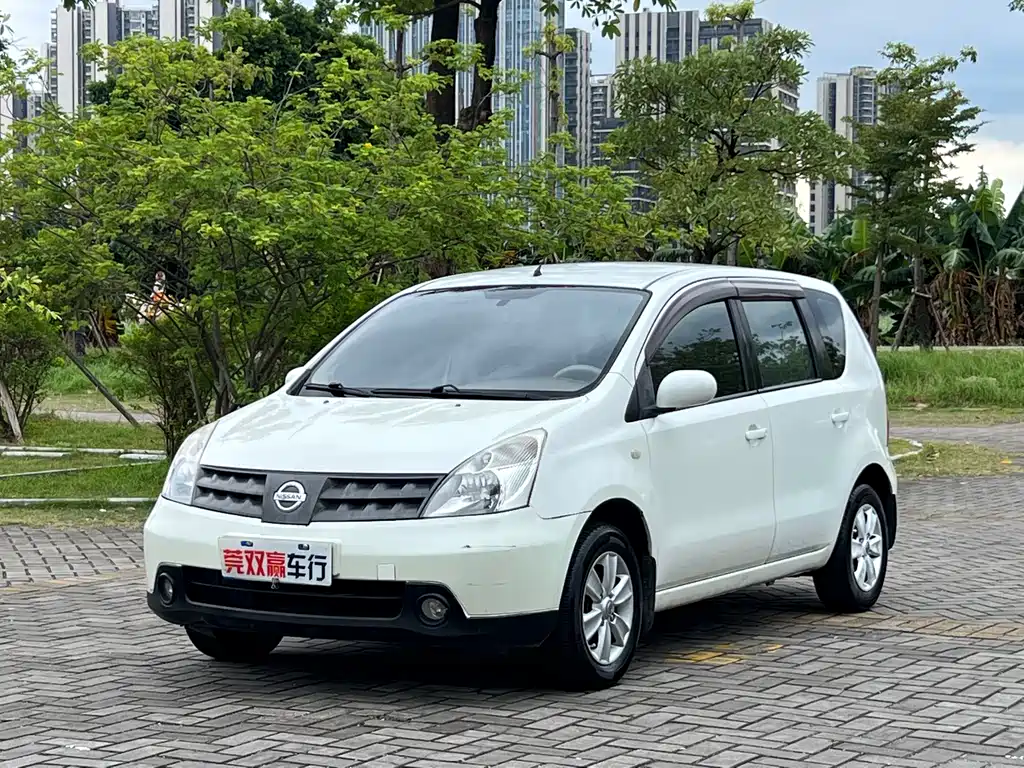 Nissan Livina 2008