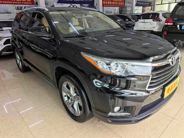 Toyota Highlander 2016