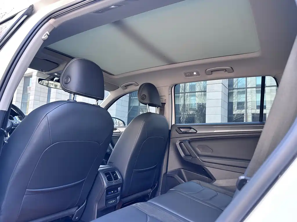 Volkswagen Tiguan L 2021 — фото 26