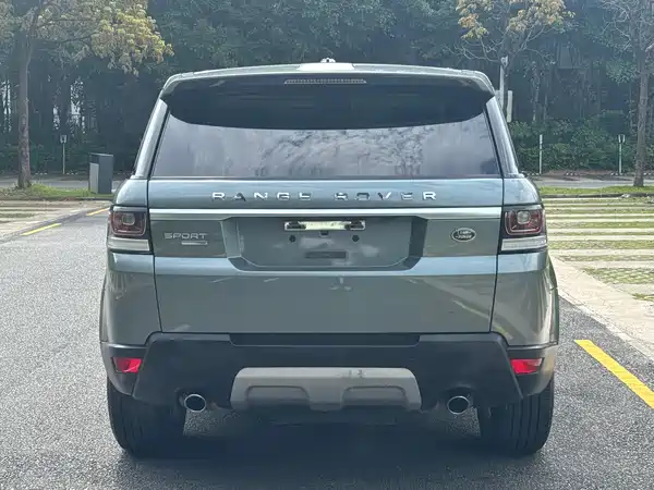 Land Rover Range Rover Sport 2015