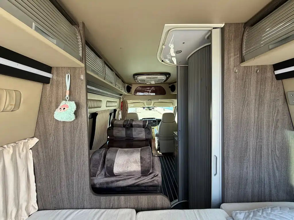 Ford New Generation Transit 2016 — фото 14