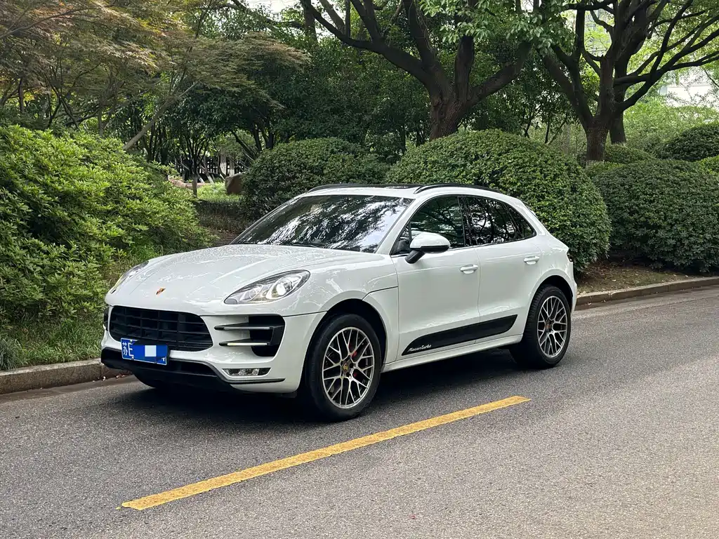 Porsche Macan 2016 — фото 1