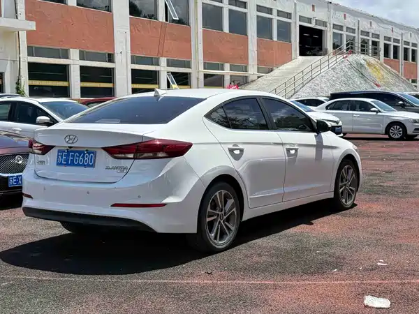 Hyundai Celesta 2016