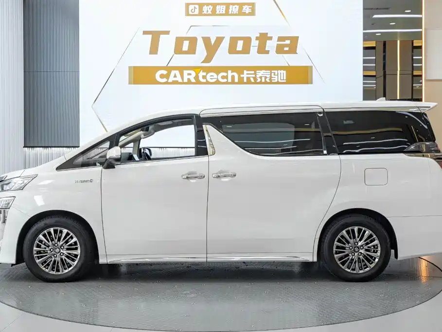 Toyota Vellfire 2021 — фото 3