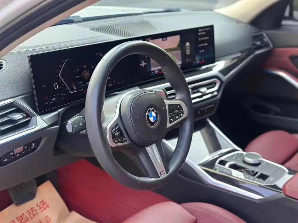 BMW 3 Series 2023 — фото 11