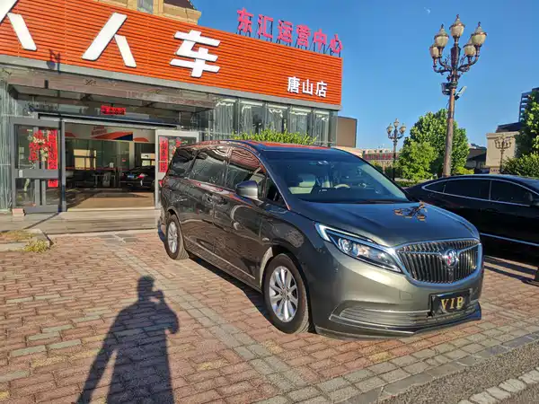 Buick GL8 2020