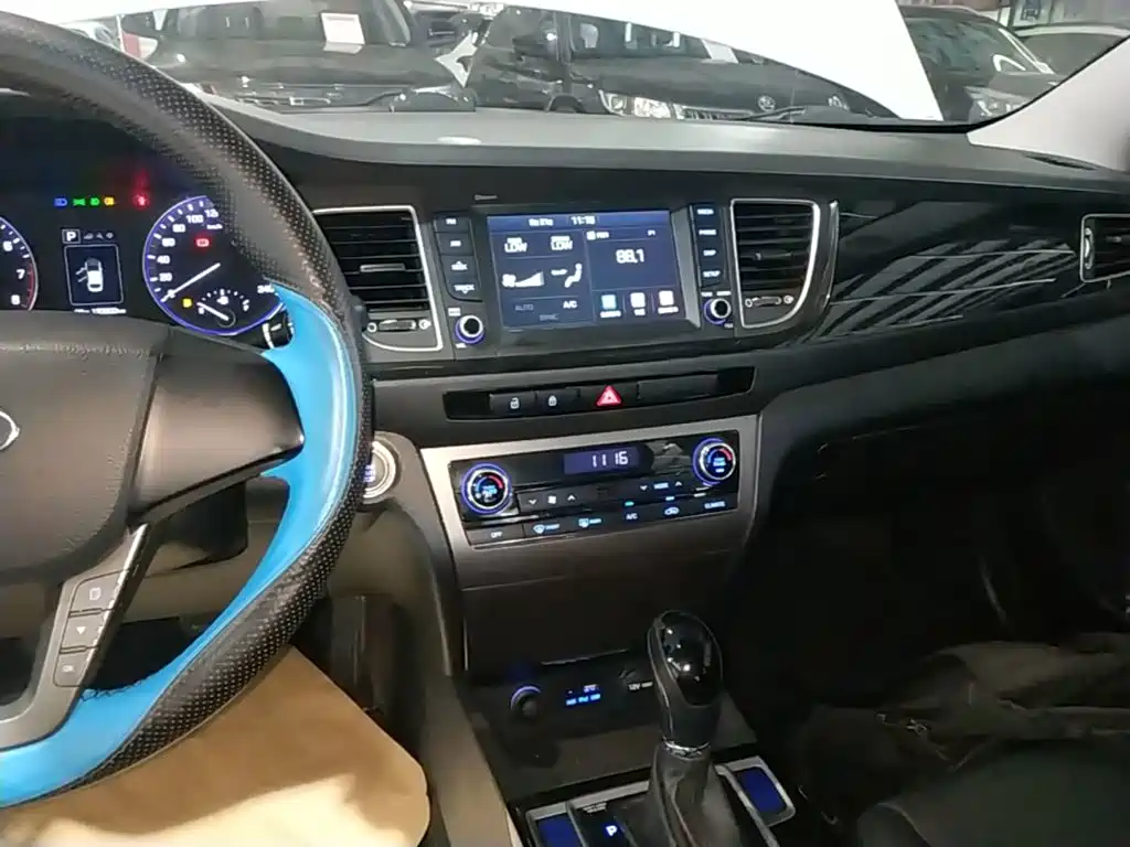 Hyundai Mistra 2016 — фото 13