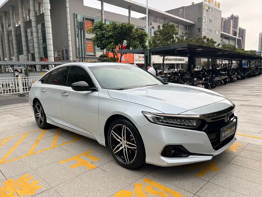 Honda Accord 2023 — фото 2