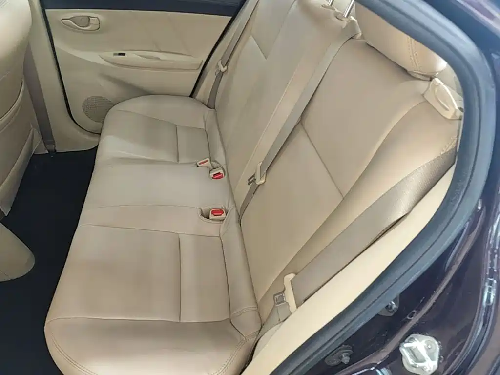 Toyota Vios 2015 — фото 17