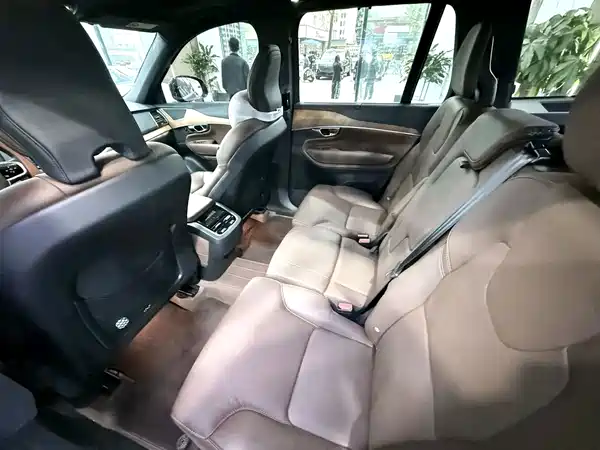 Volvo XC90 2024