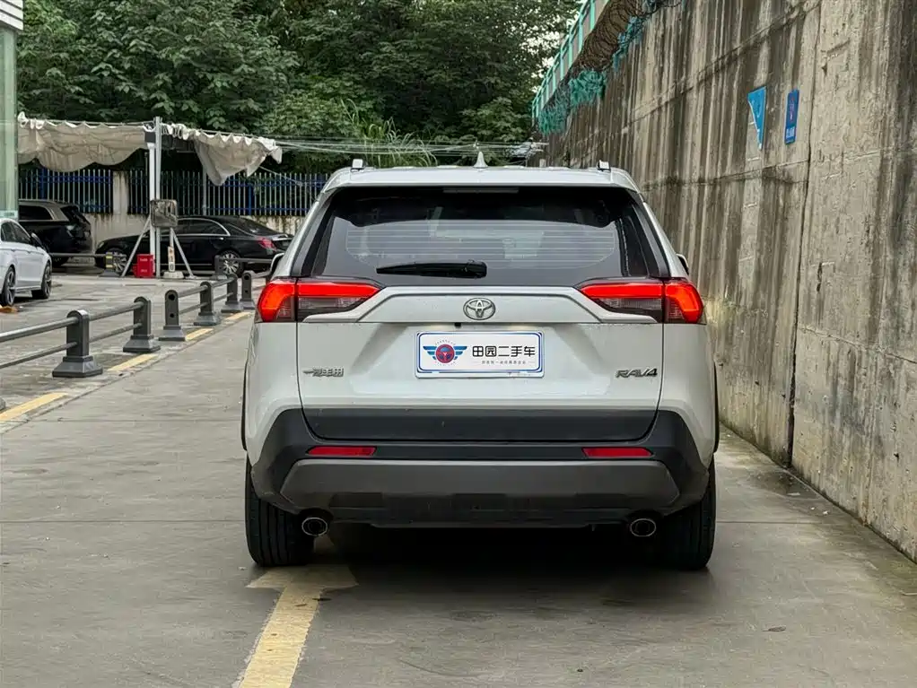 Toyota RAV4 2022