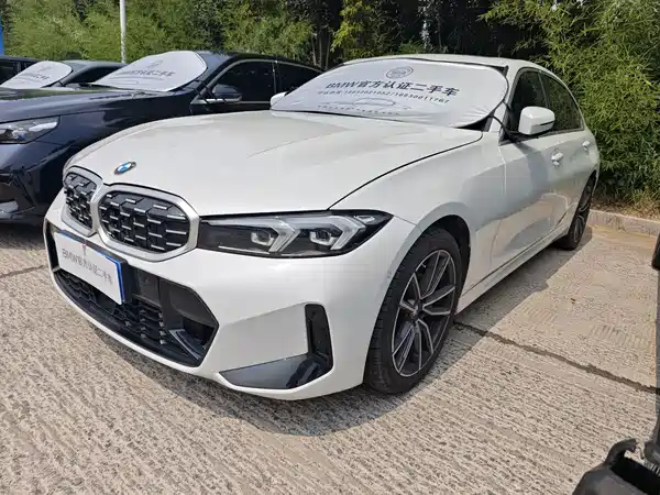 BMW 3 Series 2025
