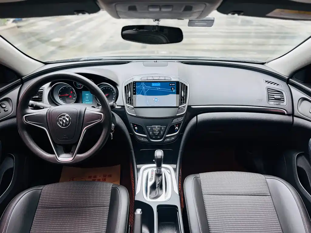 Buick Regal 2017 — фото 10
