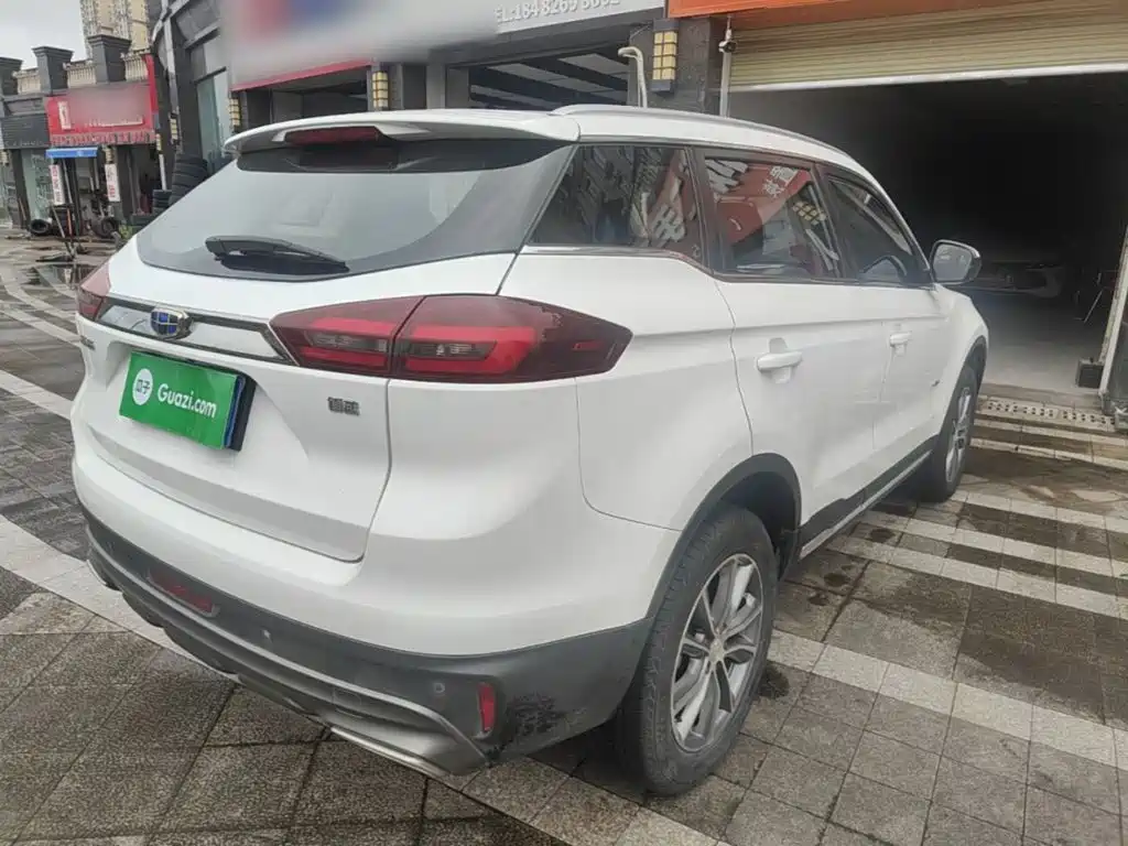 Geely Boyue 2018 — фото 7