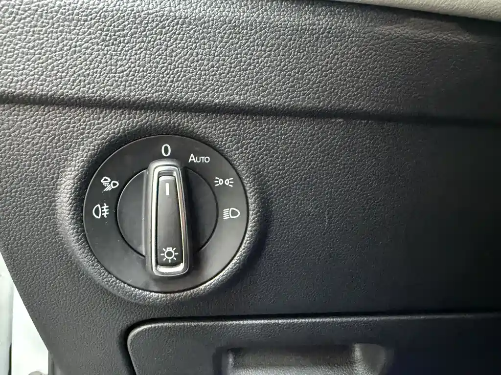 Volkswagen Tiguan L 2023 — фото 14