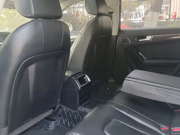 Audi A4L 2014