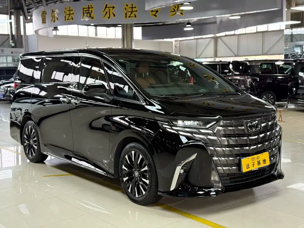 Toyota Alphard 2023 — фото 5