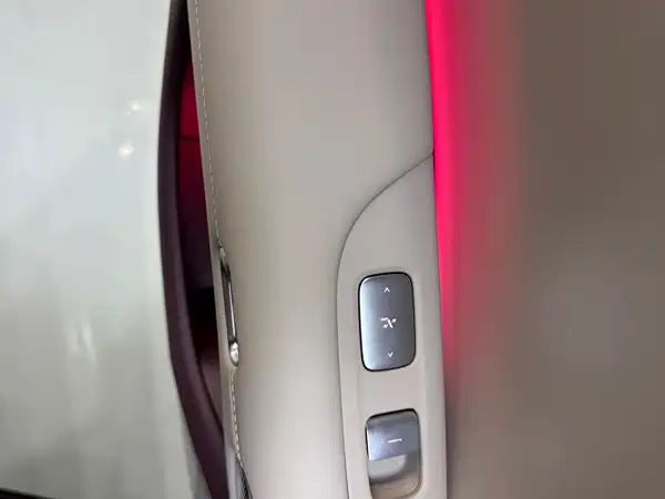 Xiaomi YU7 2025