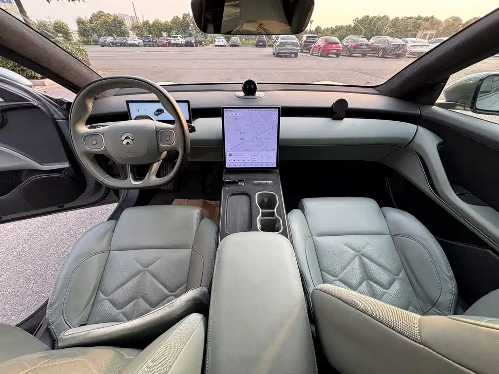 NIO ET5 2022
