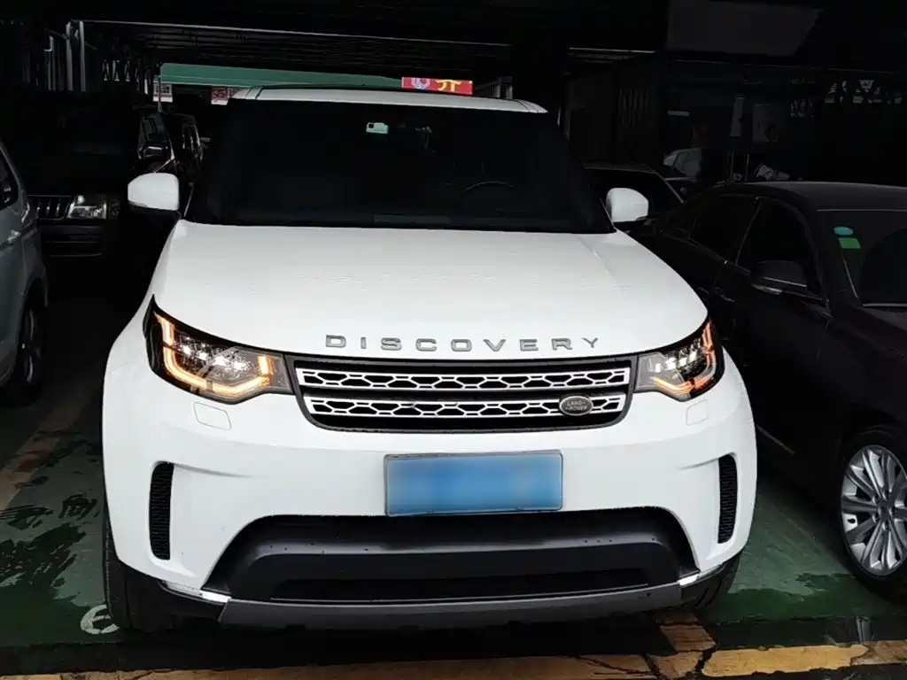 Land Rover Discovery 2017 — фото 3