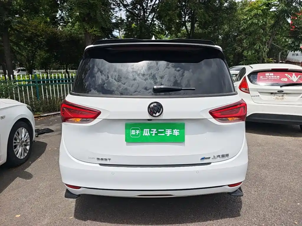 Buick GL6 2021