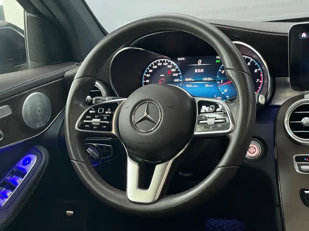Mercedes-Benz GLC 2019 — фото 13