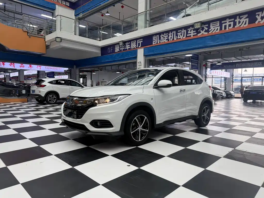 Honda Vezel 2022 — фото 1