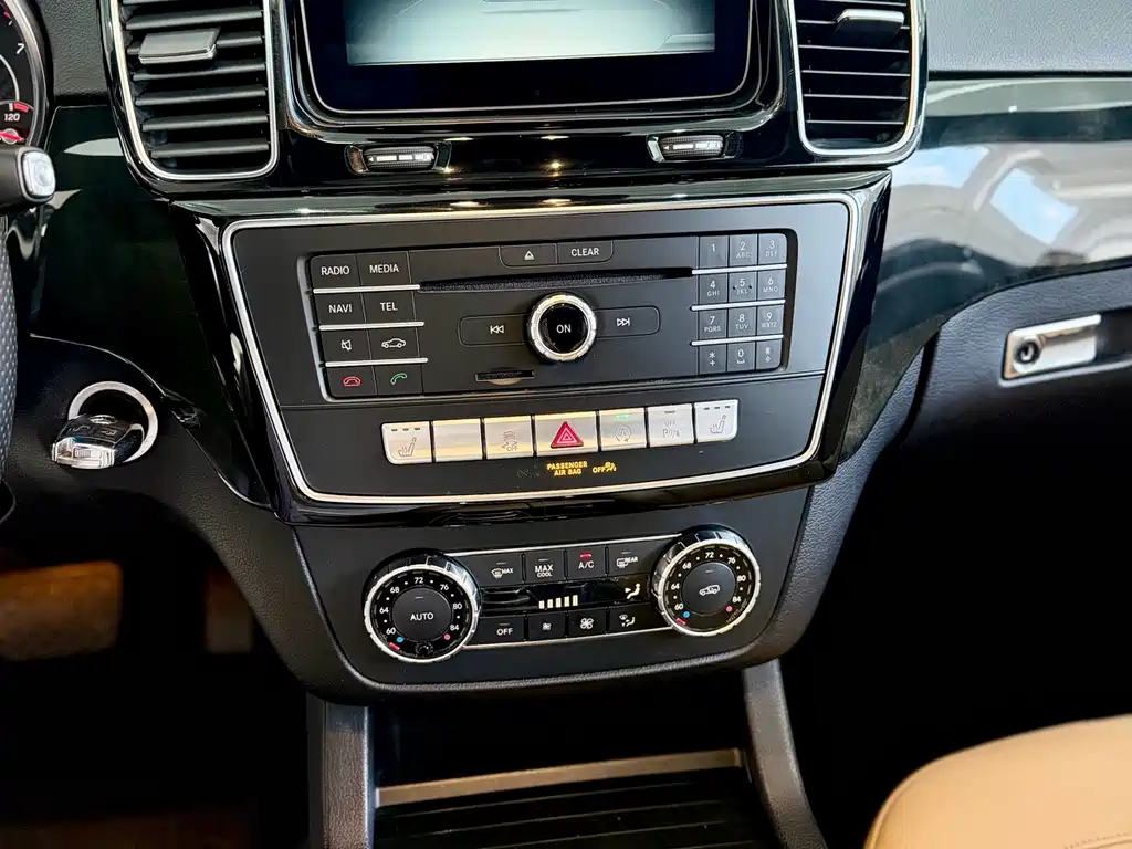 Mercedes-Benz GLS 2018 — фото 5