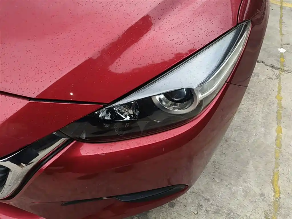 Mazda 3 Axela 2018 — фото 24