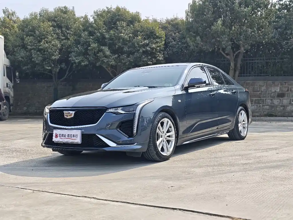 Cadillac CT4 2020 — фото 1